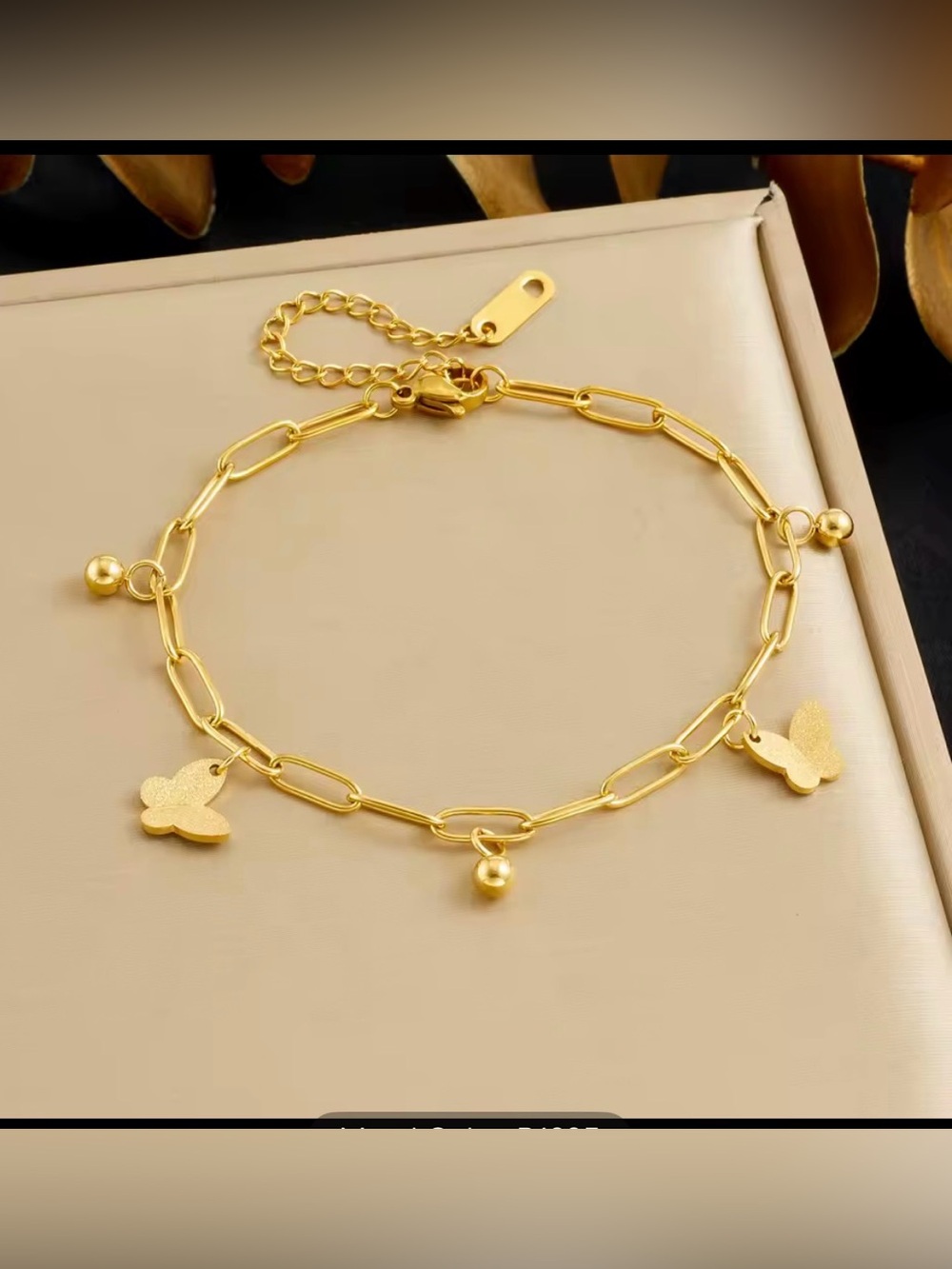 Waterproof gold plated stainless steel bracelet